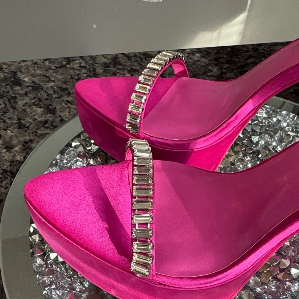 AAJ Pink Satin platform strappy Heels with Rhinestone NWT 9.5 - Picture 9 of 17